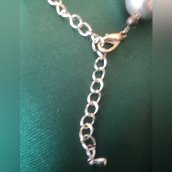 Faux Pearl Necklace - Picture 6 of 6